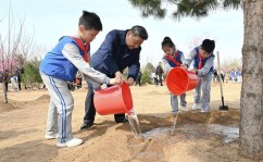 足球新闻专栏体育名人语录精选ATP羽毛球比赛时间表青少年体能发展